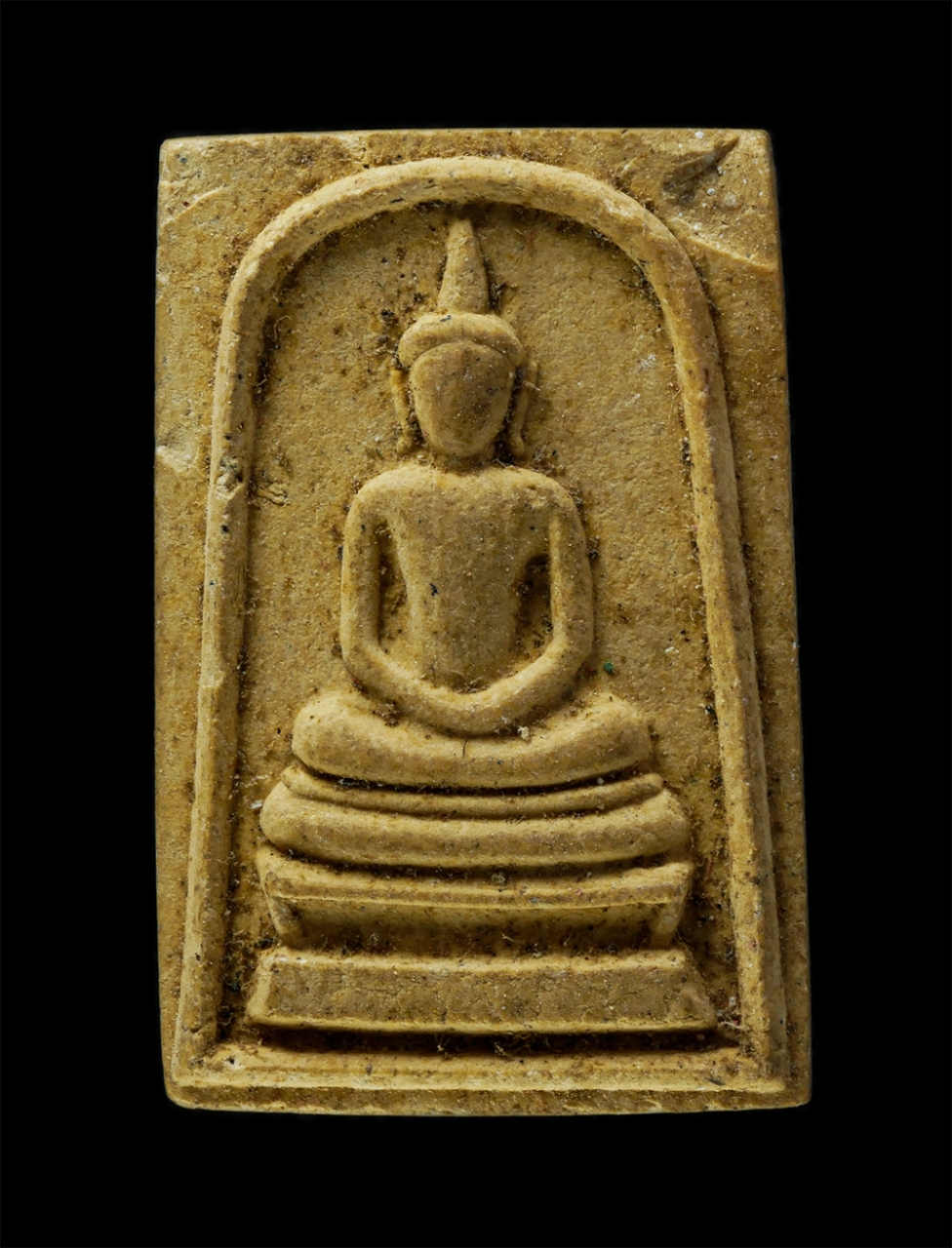 พระผงกล่องขาว17 (183)p.jpg - พระสมเด็จ รุ่น1 ปี2537 หลวงพ่อมณเฑียร ปมุตฺโต (พระครูประสุตศาสนกิจ)วัดปลวกเกตุ ต.เชิงเนิน อ.เมือง จ.ระยอง งานผูกพัทธสีมาฝังลูกนิมิต เนื้อผงพุทธคุณ ผงว [..] | https://kamulet.in.th